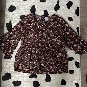 3/4 length floral blouse